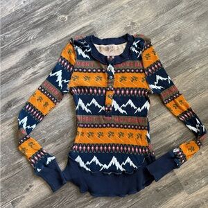Free People movement ski Henley top size medium